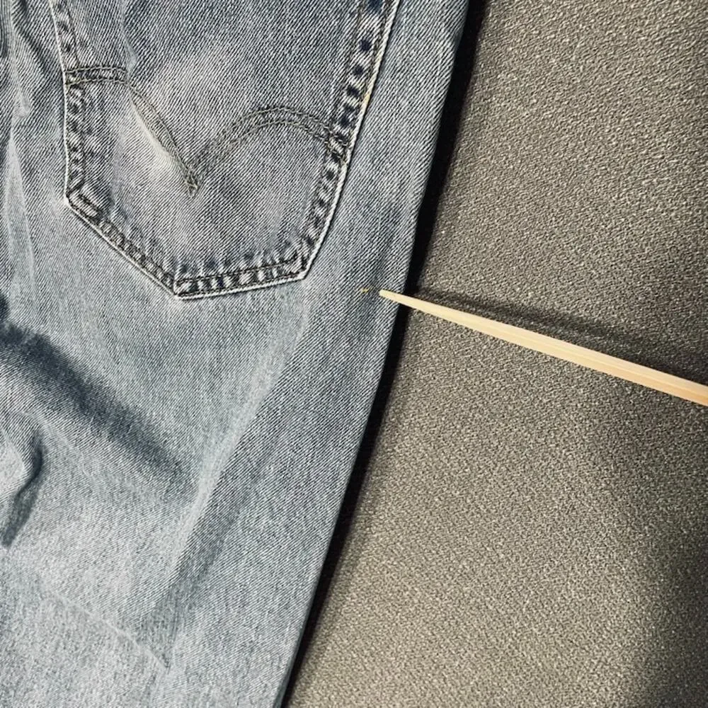 Vintage Y2K Levis 505 Jeans 36x35 Medium Wash Straight Fit Dad Skater
